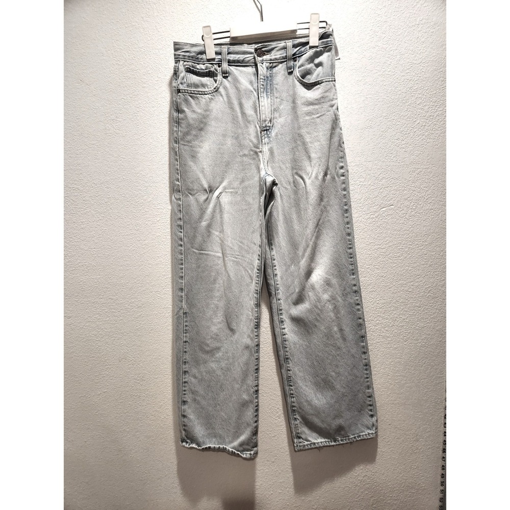 Levi's High Waisted Straight Jeans Women's 28‎ Light Wash 100% Cotton destressed